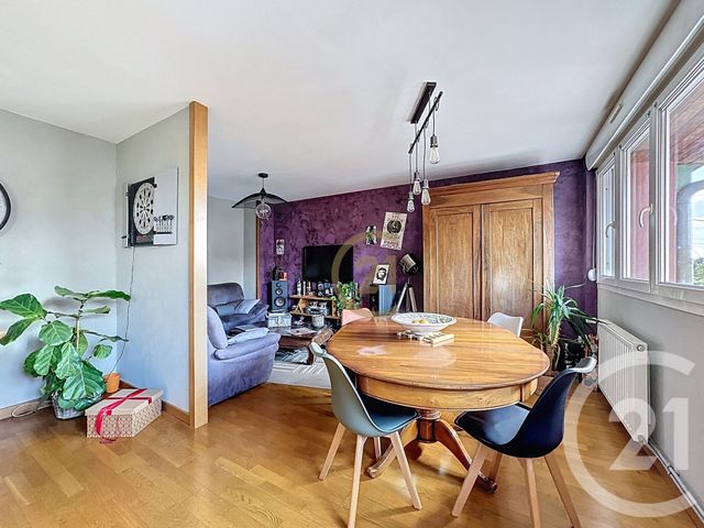 Appartement F5 à vendre - 5 pièces - 101.69 m2 - LURE - 70 - FRANCHE-COMTE - Century 21 Gsm Immo