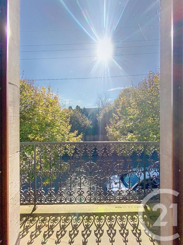 Appartement F4 à louer - 4 pièces - 89.38 m2 - LUXEUIL LES BAINS - 70 - FRANCHE-COMTE - Century 21 Gsm Immo