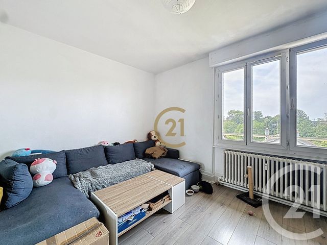 Appartement T3 à vendre - 3 pièces - 60.82 m2 - LURE - 70 - FRANCHE-COMTE - Century 21 Gsm Immo