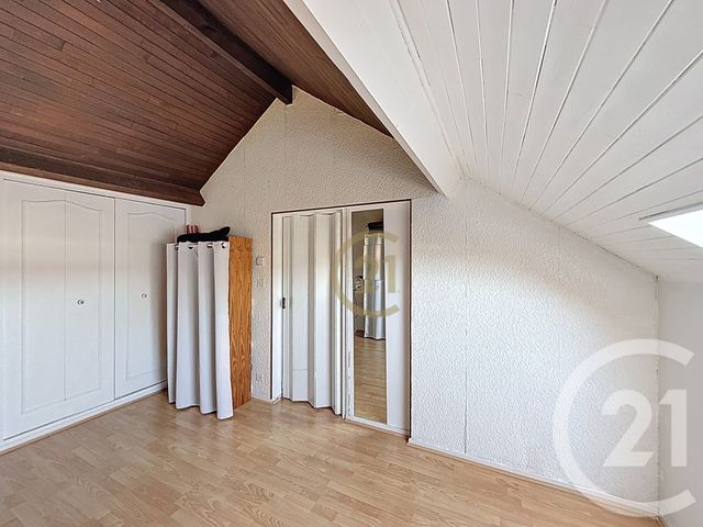 Afficher la photo en grand Appartement Duplex à vendre - 6 pièces - 106.69 m2 - VESOUL - 70 - FRANCHE-COMTE - Century 21 Gsm Immo
