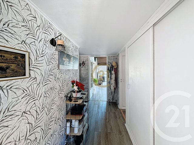 Afficher la photo en grand Appartement Duplex à vendre - 6 pièces - 106.69 m2 - VESOUL - 70 - FRANCHE-COMTE - Century 21 Gsm Immo