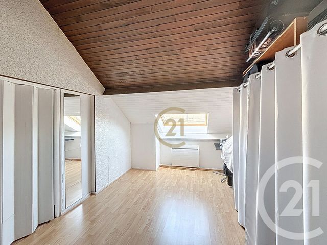 Afficher la photo en grand Appartement Duplex à vendre - 6 pièces - 106.69 m2 - VESOUL - 70 - FRANCHE-COMTE - Century 21 Gsm Immo