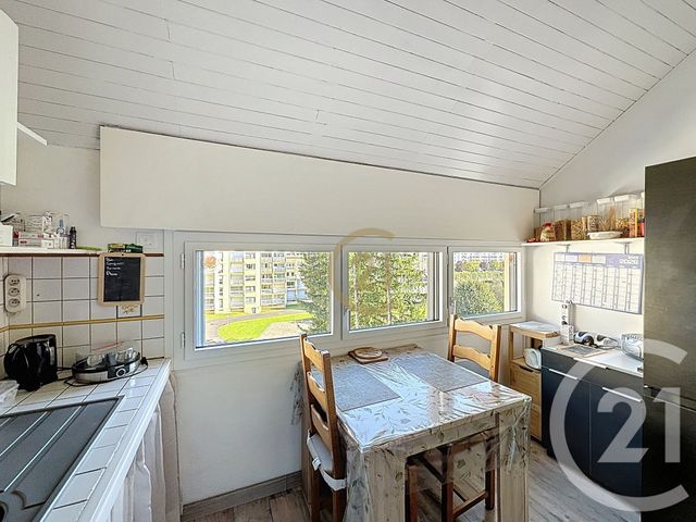 Afficher la photo en grand Appartement Duplex à vendre - 6 pièces - 106.69 m2 - VESOUL - 70 - FRANCHE-COMTE - Century 21 Gsm Immo