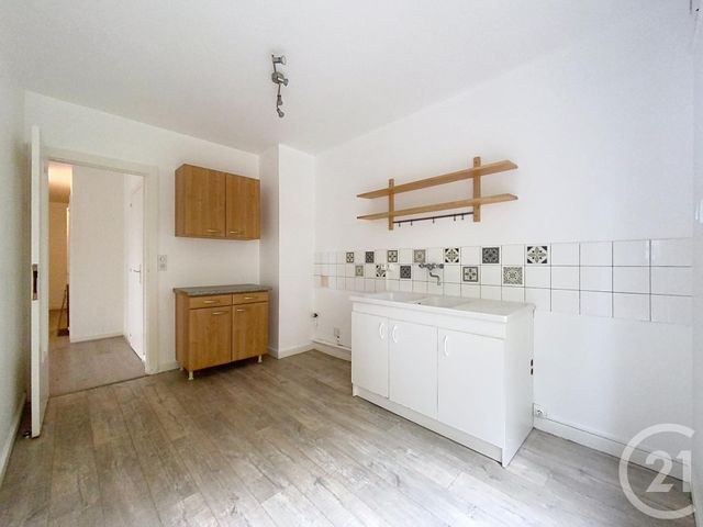 Appartement T3 à louer - 3 pièces - 67.35 m2 - LUXEUIL LES BAINS - 70 - FRANCHE-COMTE - Century 21 Gsm Immo