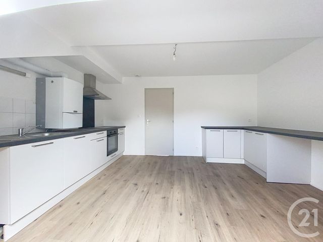 Appartement F3 à louer - 3 pièces - 68.45 m2 - LURE - 70 - FRANCHE-COMTE - Century 21 Gsm Immo