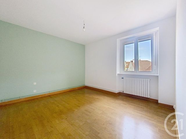 Appartement F3 à louer - 3 pièces - 83.34 m2 - HERICOURT - 70 - FRANCHE-COMTE - Century 21 Gsm Immo
