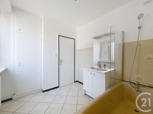 Appartement F3 à louer - 3 pièces - 83.34 m2 - HERICOURT - 70 - FRANCHE-COMTE - Century 21 Gsm Immo
