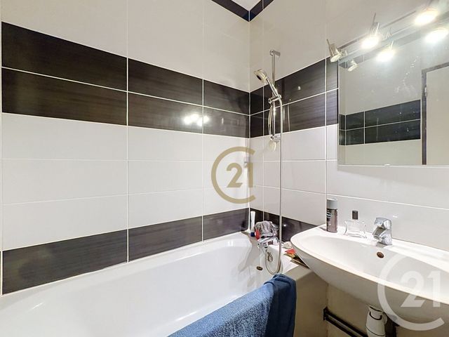 Appartement F3 à vendre - 3 pièces - 66.96 m2 - HERICOURT - 70 - FRANCHE-COMTE - Century 21 Les Portes De L'Est