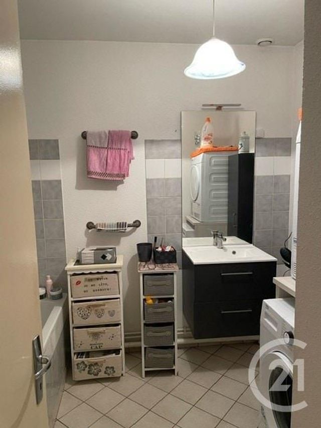 Appartement F3 à louer - 3 pièces - 92.92 m2 - ST SAUVEUR - 70 - FRANCHE-COMTE - Century 21 Gsm Immo