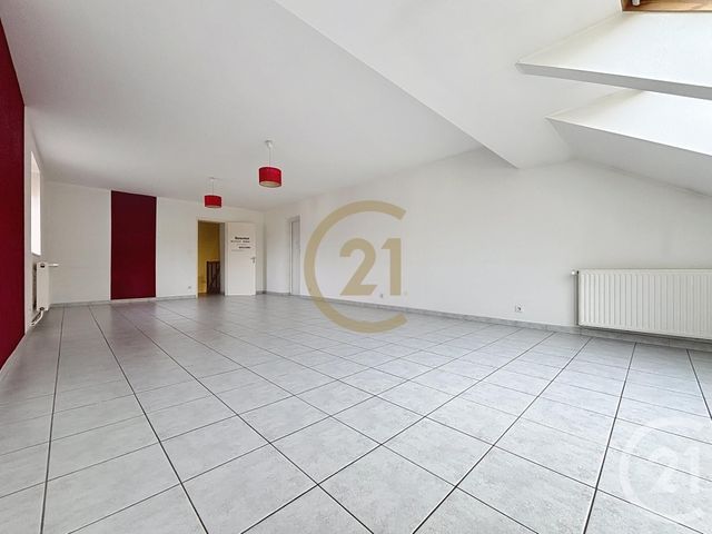 Appartement F3 à louer ST SAUVEUR