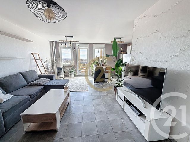 Appartement F5 à vendre - 4 pièces - 84.5 m2 - BEAUCOURT - 90 - FRANCHE-COMTE - Century 21 Gsm Immo