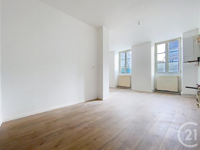 Appartement F3 à louer - 3 pièces - 70.95 m2 - LURE - 70 - FRANCHE-COMTE - Century 21 Gsm Immo