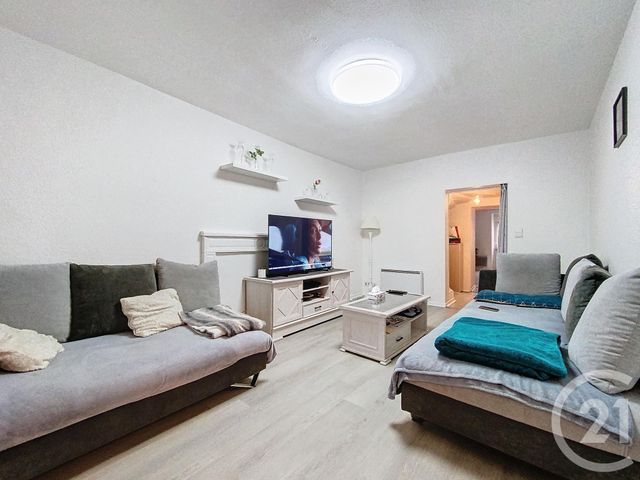 Appartement F3 à louer - 3 pièces - 89.8 m2 - LUXEUIL LES BAINS - 70 - FRANCHE-COMTE - Century 21 Gsm Immo