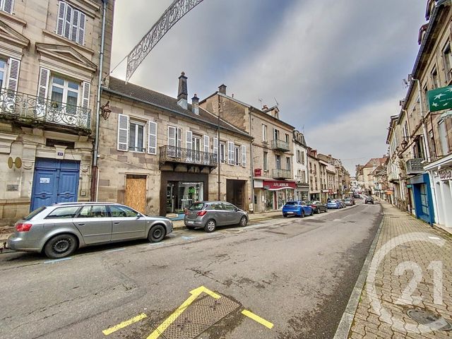 Appartement F3 à louer - 3 pièces - 89.8 m2 - LUXEUIL LES BAINS - 70 - FRANCHE-COMTE - Century 21 Gsm Immo