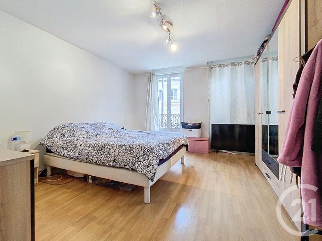 Appartement F3 à louer - 3 pièces - 89.8 m2 - LUXEUIL LES BAINS - 70 - FRANCHE-COMTE - Century 21 Gsm Immo