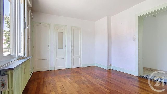 Appartement F3 à vendre - 3 pièces - 63.08 m2 - LURE - 70 - FRANCHE-COMTE - Century 21 Gsm Immo