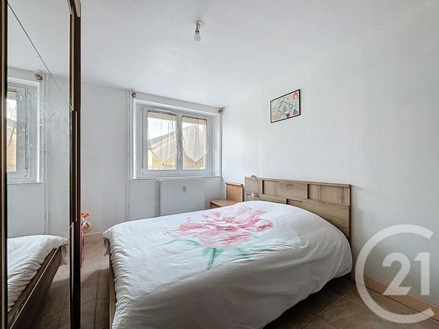 Appartement F3 à vendre - 3 pièces - 67.59 m2 - VILLERSEXEL - 70 - FRANCHE-COMTE - Century 21 Gsm Immo
