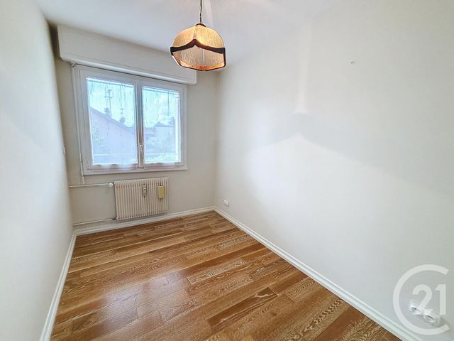 Appartement F4 à louer - 4 pièces - 98.47 m2 - LUXEUIL LES BAINS - 70 - FRANCHE-COMTE - Century 21 Gsm Immo