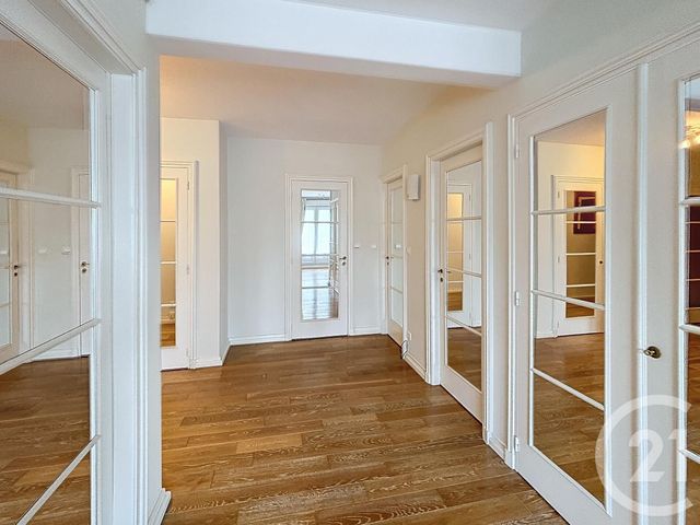 Appartement F4 à louer - 4 pièces - 98.47 m2 - LUXEUIL LES BAINS - 70 - FRANCHE-COMTE - Century 21 Gsm Immo