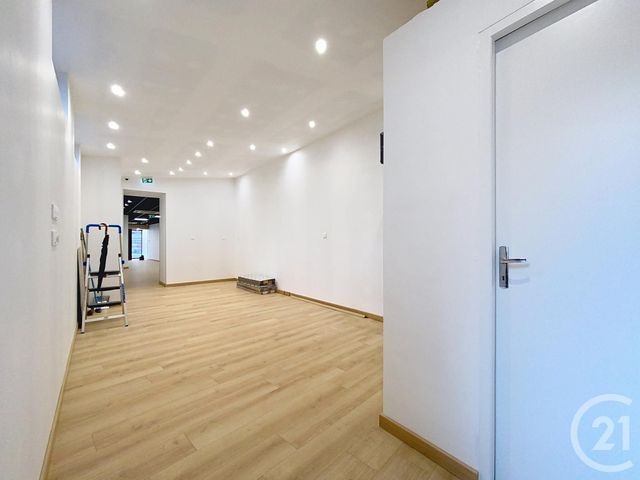 Appartement Local à louer - 2 pièces - 77.4 m2 - LUXEUIL LES BAINS - 70 - FRANCHE-COMTE - Century 21 Gsm Immo