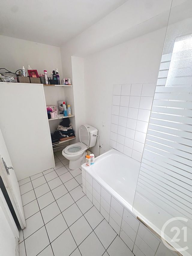 Appartement F2 à louer - 2 pièces - 42.0 m2 - LURE - 70 - FRANCHE-COMTE - Century 21 Gsm Immo