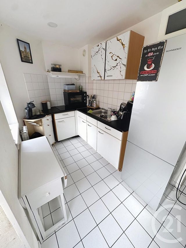 Appartement F2 à louer - 2 pièces - 42.0 m2 - LURE - 70 - FRANCHE-COMTE - Century 21 Gsm Immo