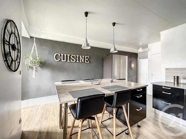 Appartement F6 à vendre - 6 pièces - 138.6 m2 - HERICOURT - 70 - FRANCHE-COMTE - Century 21 Gsm Immo