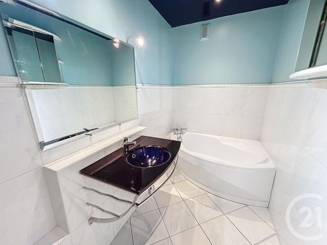 Appartement F4 à vendre - 4 pièces - 98.47 m2 - LUXEUIL LES BAINS - 70 - FRANCHE-COMTE - Century 21 Gsm Immo