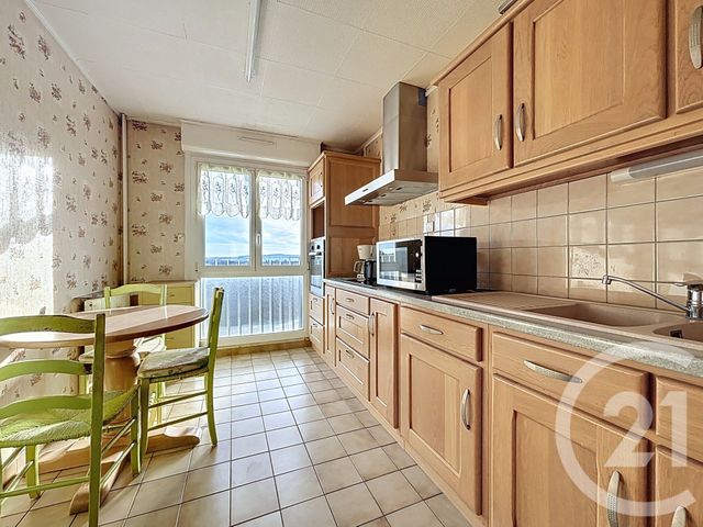 Appartement F4 à vendre - 4 pièces - 79.68 m2 - LUXEUIL LES BAINS - 70 - FRANCHE-COMTE - Century 21 Gsm Immo