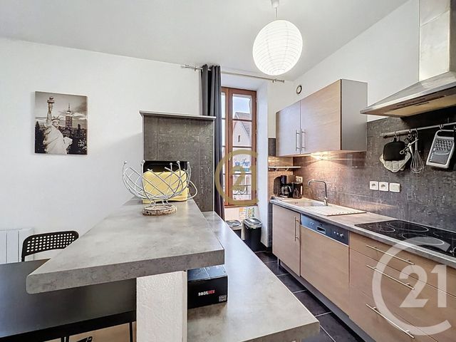 Appartement F2 à vendre - 2 pièces - 45.0 m2 - LUXEUIL LES BAINS - 70 - FRANCHE-COMTE - Century 21 Gsm Immo