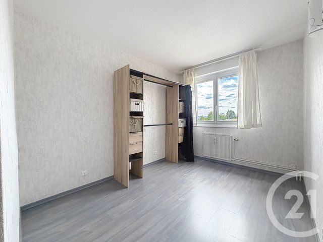 Appartement F4 à louer - 4 pièces - 71.44 m2 - LUXEUIL LES BAINS - 70 - FRANCHE-COMTE - Century 21 Gsm Immo