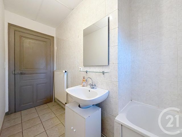 Appartement F2 à louer - 2 pièces - 52.45 m2 - BELFORT - 90 - FRANCHE-COMTE - Century 21 Gsm Immo