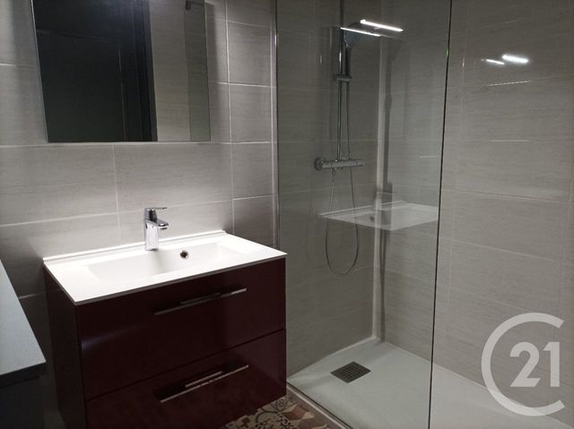 Appartement F2 à louer - 2 pièces - 64.91 m2 - LURE - 70 - FRANCHE-COMTE - Century 21 Gsm Immo