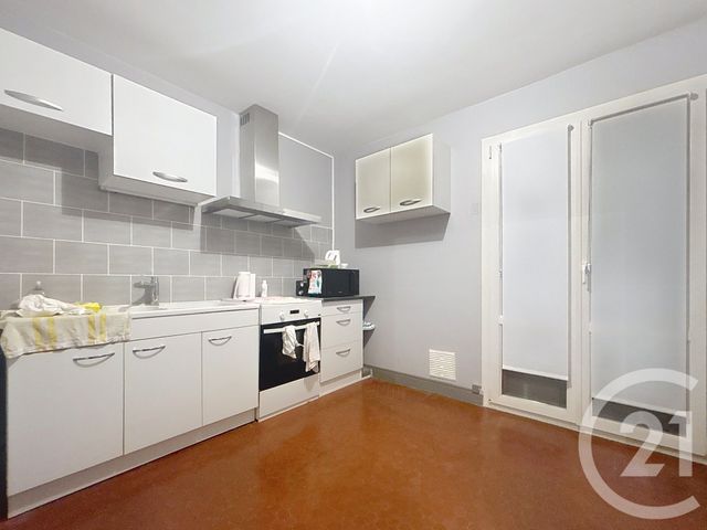 Appartement F2 à louer - 2 pièces - 64.91 m2 - LURE - 70 - FRANCHE-COMTE - Century 21 Gsm Immo