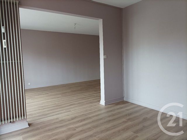 Appartement F2 à louer - 2 pièces - 64.91 m2 - LURE - 70 - FRANCHE-COMTE - Century 21 Gsm Immo