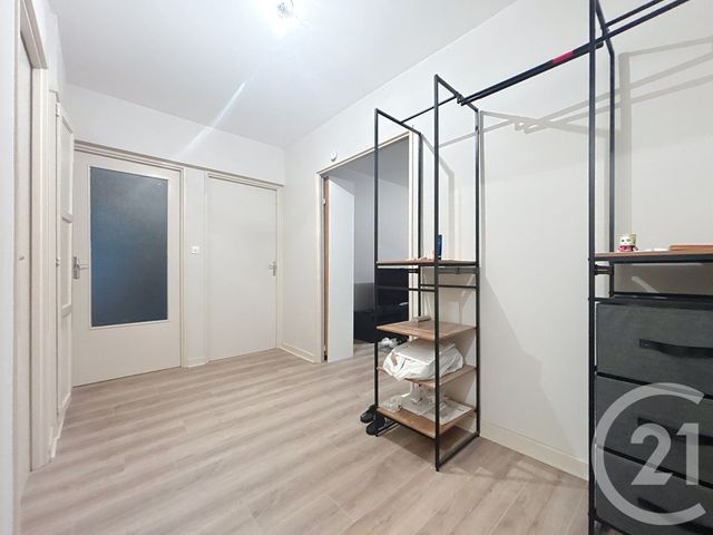 Appartement F2 à louer - 2 pièces - 64.91 m2 - LURE - 70 - FRANCHE-COMTE - Century 21 Gsm Immo
