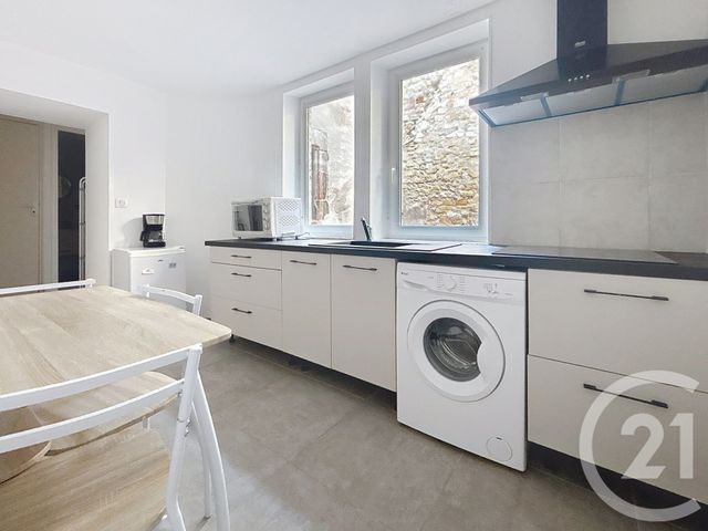 Appartement F1 à louer - 1 pièce - 27.3 m2 - LURE - 70 - FRANCHE-COMTE - Century 21 Gsm Immo