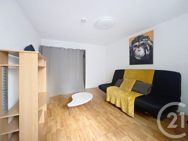 Appartement F1 à louer - 1 pièce - 27.3 m2 - LURE - 70 - FRANCHE-COMTE - Century 21 Gsm Immo