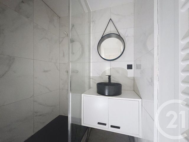 Appartement F1 à louer - 1 pièce - 27.3 m2 - LURE - 70 - FRANCHE-COMTE - Century 21 Gsm Immo