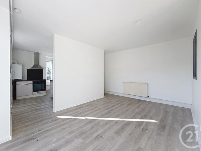 Appartement F1 à louer - 1 pièce - 38.63 m2 - LURE - 70 - FRANCHE-COMTE - Century 21 Gsm Immo