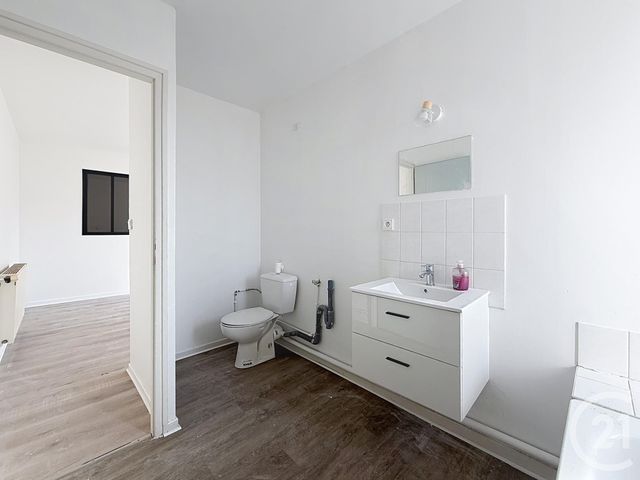 Appartement F1 à louer - 1 pièce - 38.63 m2 - LURE - 70 - FRANCHE-COMTE - Century 21 Gsm Immo