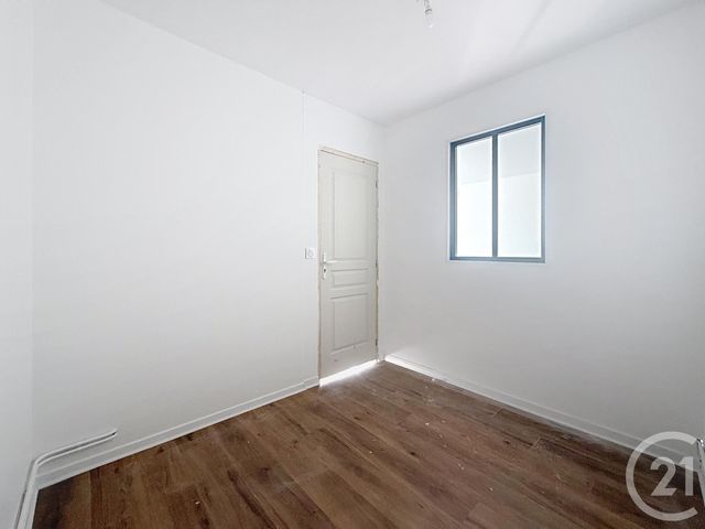 Appartement F1 à louer - 1 pièce - 38.63 m2 - LURE - 70 - FRANCHE-COMTE - Century 21 Gsm Immo