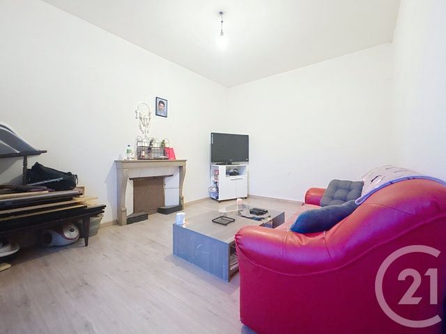 Appartement T5 à vendre - 5 pièces - 94.12 m2 - VESOUL - 70 - FRANCHE-COMTE - Century 21 Gsm Immo