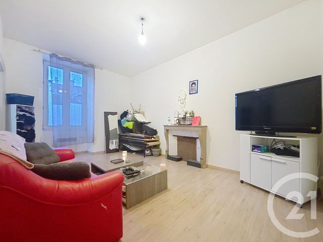 Appartement T5 à vendre - 5 pièces - 94.12 m2 - VESOUL - 70 - FRANCHE-COMTE - Century 21 Gsm Immo