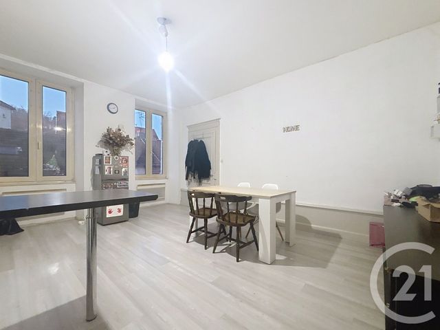Appartement T5 à vendre - 5 pièces - 94.12 m2 - VESOUL - 70 - FRANCHE-COMTE - Century 21 Gsm Immo