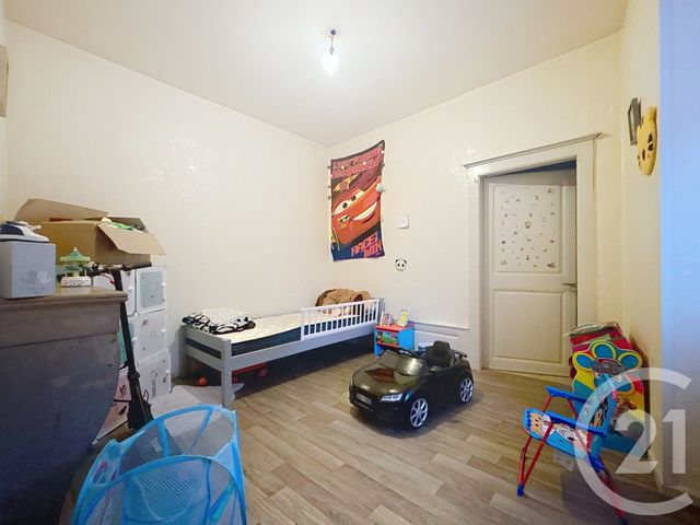 Appartement T5 à vendre - 5 pièces - 94.12 m2 - VESOUL - 70 - FRANCHE-COMTE - Century 21 Gsm Immo