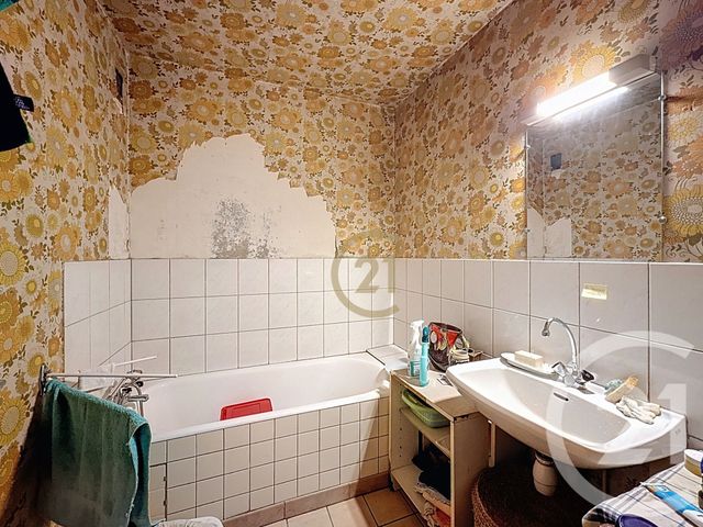 Appartement F3 à vendre - 3 pièces - 69.59 m2 - LUXEUIL LES BAINS - 70 - FRANCHE-COMTE - Century 21 Gsm Immo