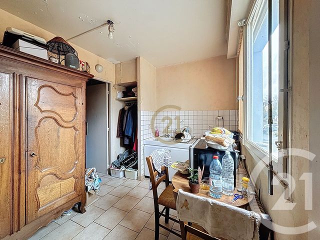 Appartement F3 à vendre - 3 pièces - 69.59 m2 - LUXEUIL LES BAINS - 70 - FRANCHE-COMTE - Century 21 Gsm Immo