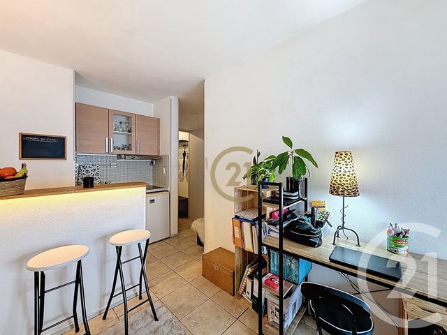 Appartement F1 à vendre - 1 pièce - 21.98 m2 - LUXEUIL LES BAINS - 70 - FRANCHE-COMTE - Century 21 Gsm Immo