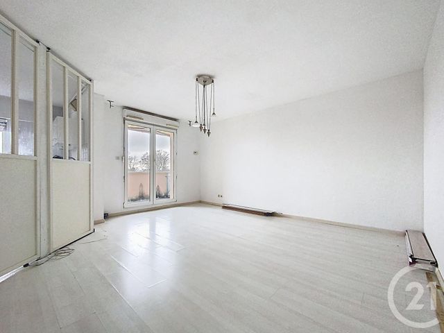 Appartement F3 à louer - 3 pièces - 64.44 m2 - LUXEUIL LES BAINS - 70 - FRANCHE-COMTE - Century 21 Gsm Immo